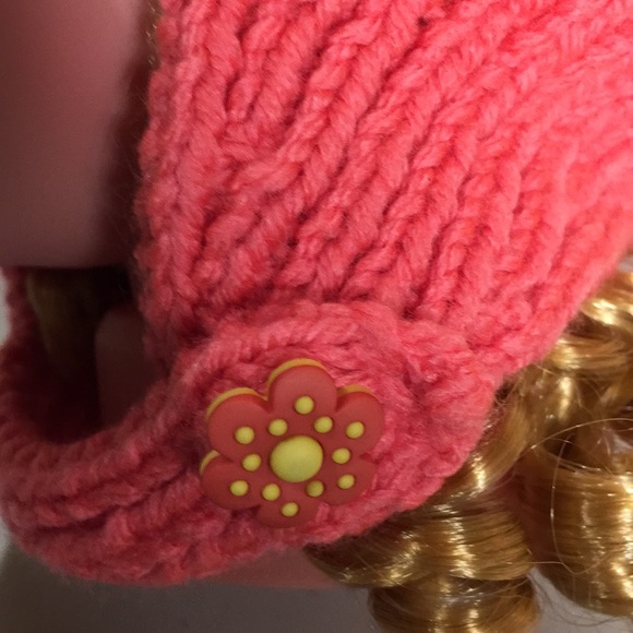 Hand Knit Child’s Winter Hat + 2 Pairs Mittens - Picture 9 of 15